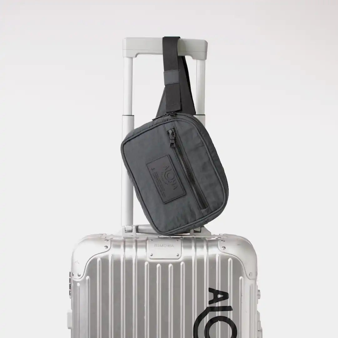 Holomua Keep It Light Hip Pack in Sand on Black