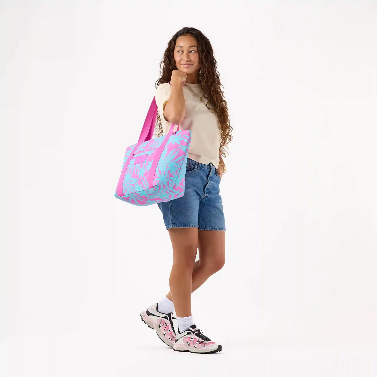 Laua'e Keep It Light Zipper Tote in Lauren