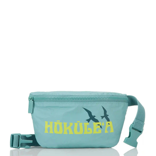 Hōkūleʻa Mini Hip Pack in Tide